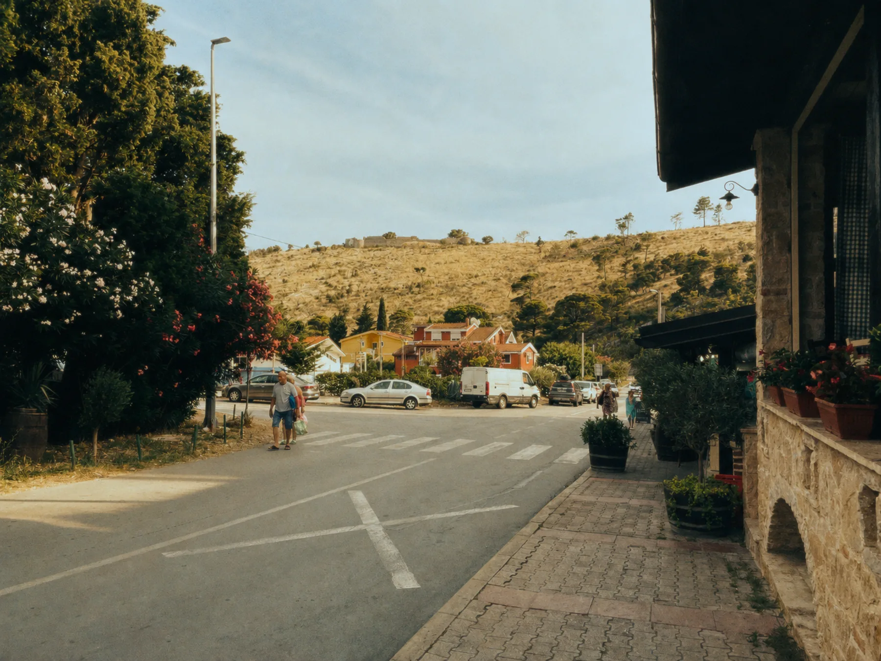 Route through Sutomore