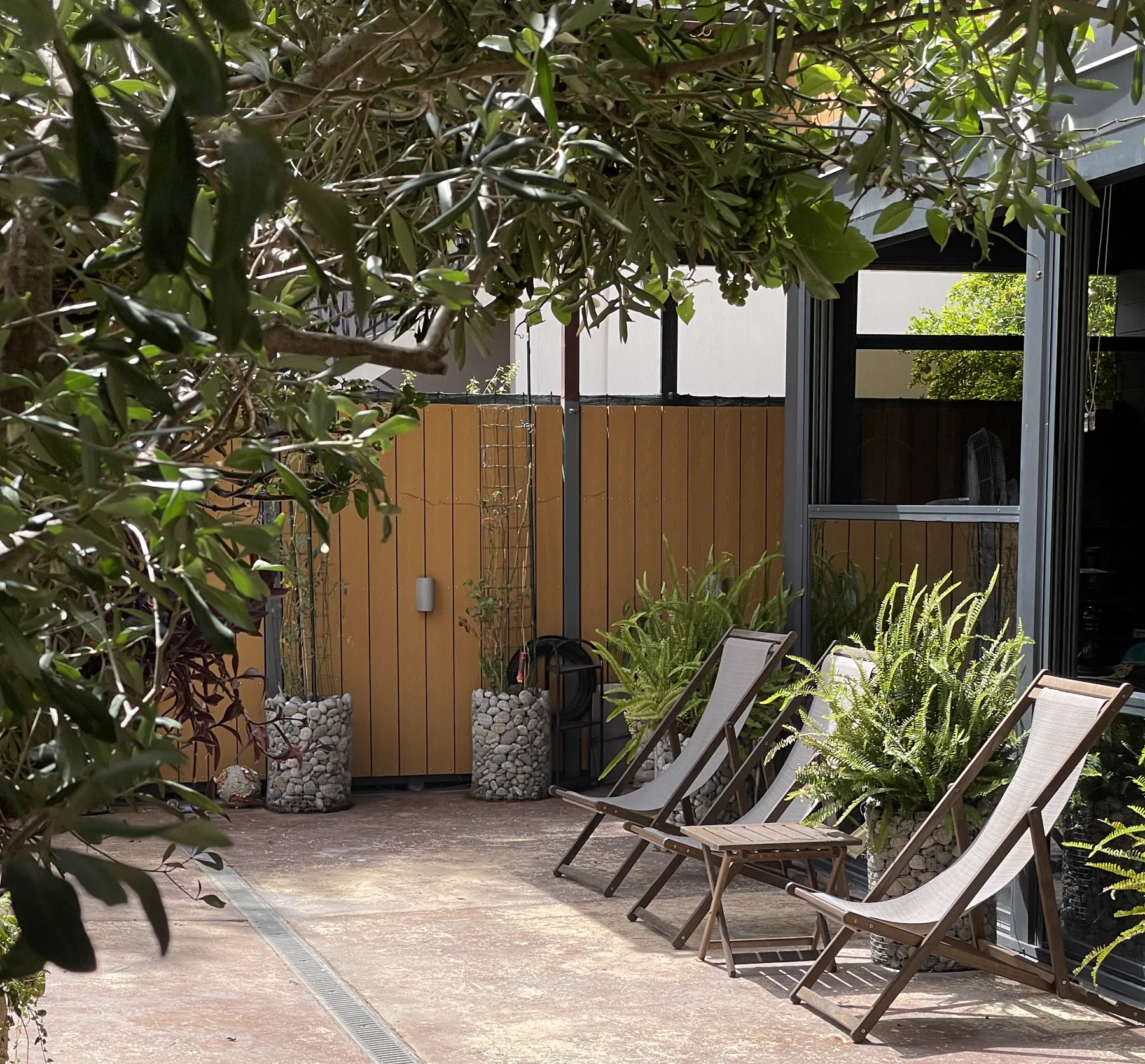 iTiS Villa exterior